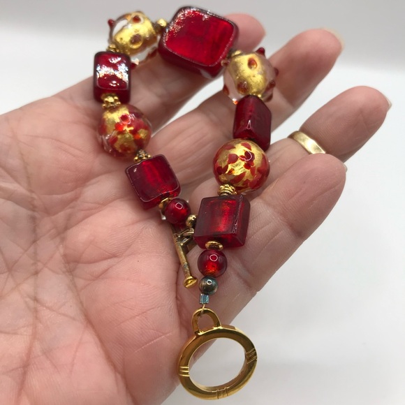Elegant Red and Gold Art Glass Beaded Bracelet - Picture 6 of 7